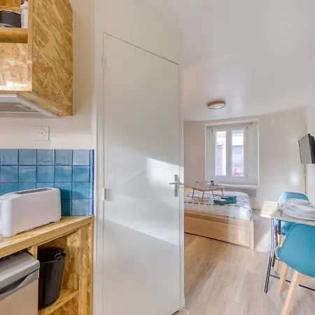 Le Nid Azur Cosy Proche De Paris Apartamento *